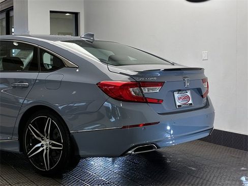 Used 2022 Honda Accord Touring image 5