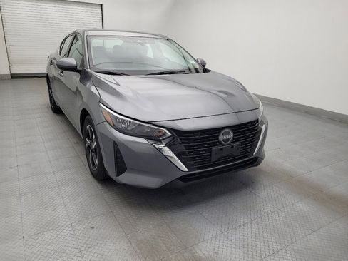 Used 2024 Nissan Sentra SV FWD image 14