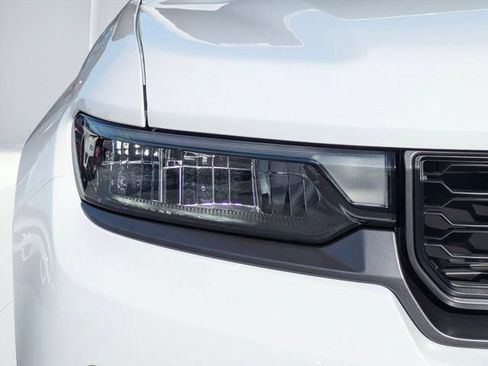 New 2026 Jeep Grand Cherokee L 4WD image 9
