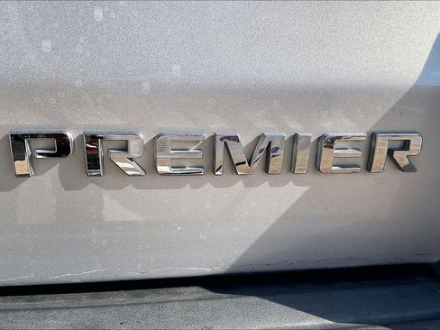 Used 2019 Chevrolet Tahoe Premier image 7