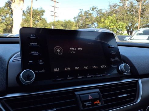 Used 2020 Honda Accord LX image 7