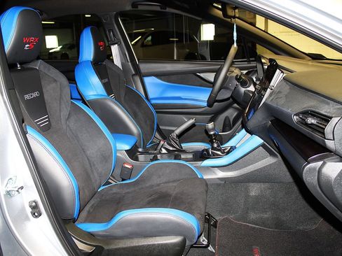 Used 2025 Subaru WRX tS AWD/4WD image 31