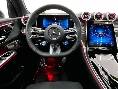 Used 2026 Mercedes-Benz GLC 43 AMG 4MATIC image 4