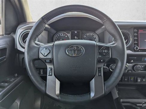 Used 2023 Toyota Tacoma TRD Sport w/ Technology Package AWD/4WD image 15