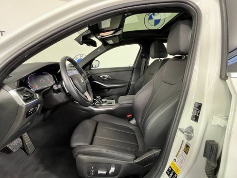 Used 2021 BMW 330i xDrive Sedan w/ Premium Package image 17