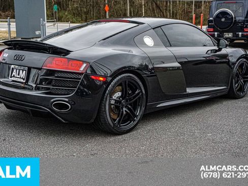 Used 2011 Audi R8 V10 image 6