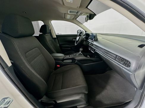 Used 2025 Honda HR-V LX image 28