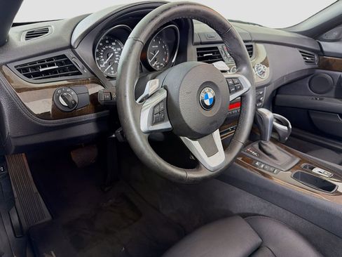 Used 2011 BMW Z4 sDrive30i RWD image 10
