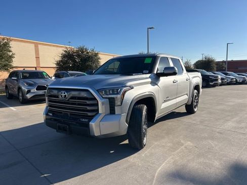 Used 2024 Toyota Tundra Limited image 7