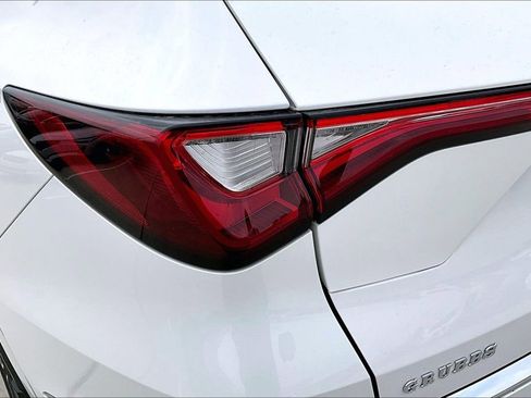 Certified 2023 Acura MDX SH-AWD w/ Technology Package image 39