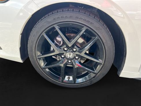 Used 2024 Honda Civic Sport image 11