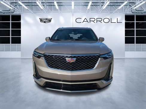 Used 2023 Cadillac XT6 Premium Luxury w/ Technology Package image 9