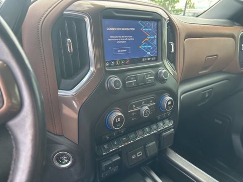 Used 2023 Chevrolet Silverado 3500 High Country w/ Z71 Off-Road Package AWD/4WD image 11
