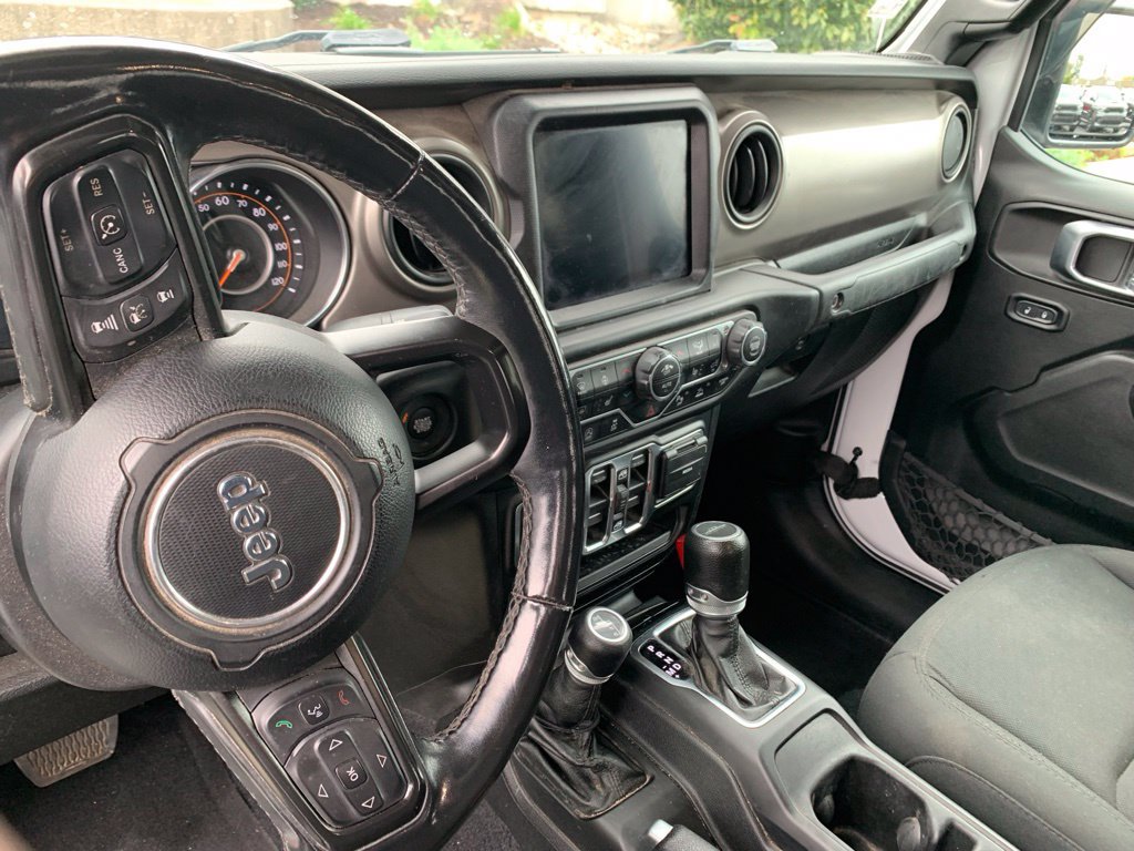 Used 2021 Jeep Gladiator Sport AWD/4WD image 6