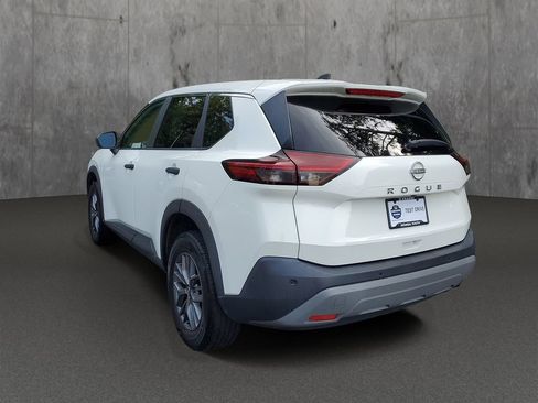 Used 2023 Nissan Rogue S FWD image 4