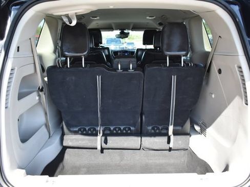 Used 2024 Chrysler Pacifica Touring-L FWD image 35