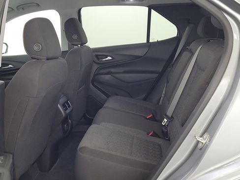 Used 2023 Chevrolet Equinox LT image 14