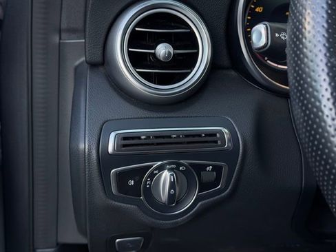 Used 2021 Mercedes-Benz C 300 Sedan image 42