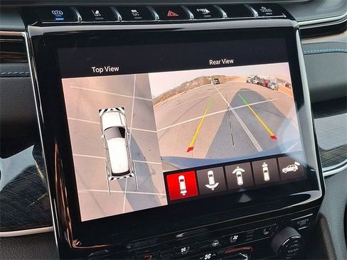 Used 2022 Jeep Grand Cherokee Trailhawk w/ Advanced Protech Group II image 18