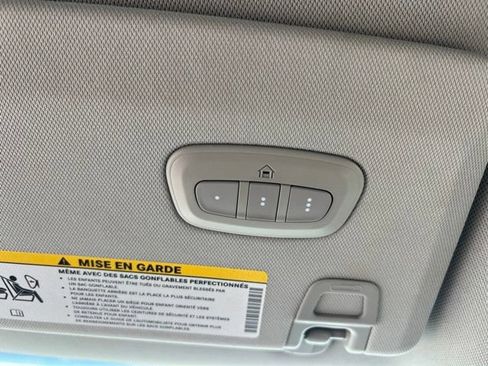 Used 2022 Jeep Grand Cherokee Overland AWD/4WD image 26