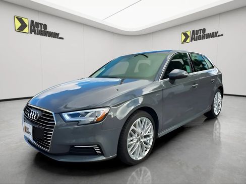 Used 2018 Audi A3 e-tron Prestige w/ Prestige Package image 7