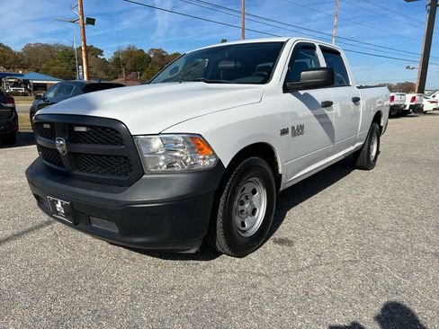 Used 2017 RAM 1500 Tradesman image 10