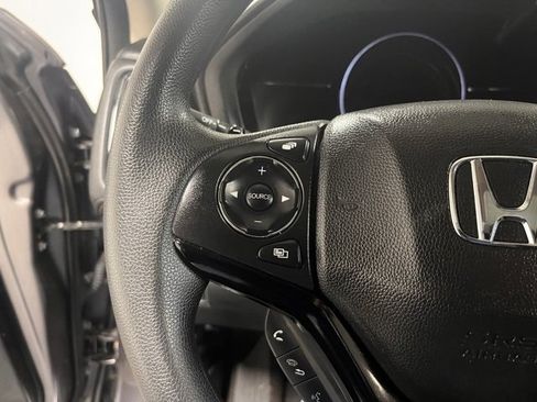 Used 2019 Honda HR-V EX image 25