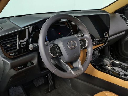 Used 2023 Lexus NX 350 AWD image 12