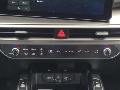 New 2026 Kia Sorento S w/ S Panoramic Sunroof Package FWD image 17