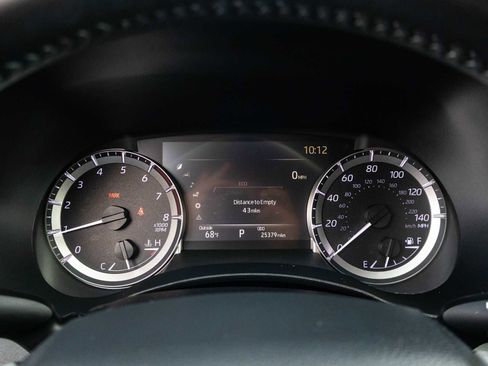 Certified 2024 Toyota Highlander LE image 39