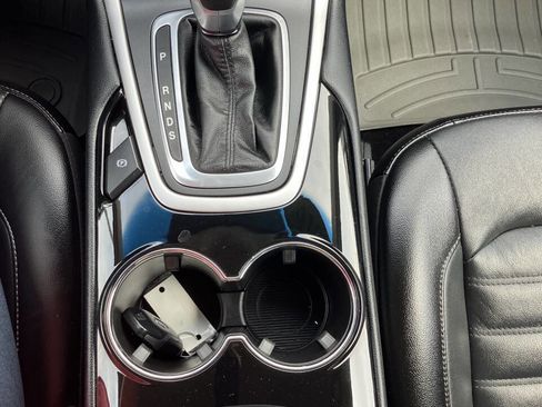 Used 2016 Ford Edge SEL w/ Equipment Group 201A AWD/4WD image 13