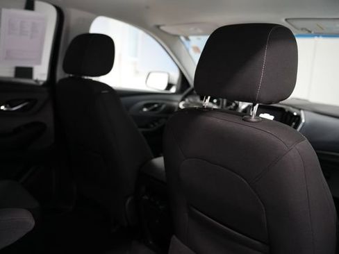 Used 2018 Chevrolet Traverse LT image 20