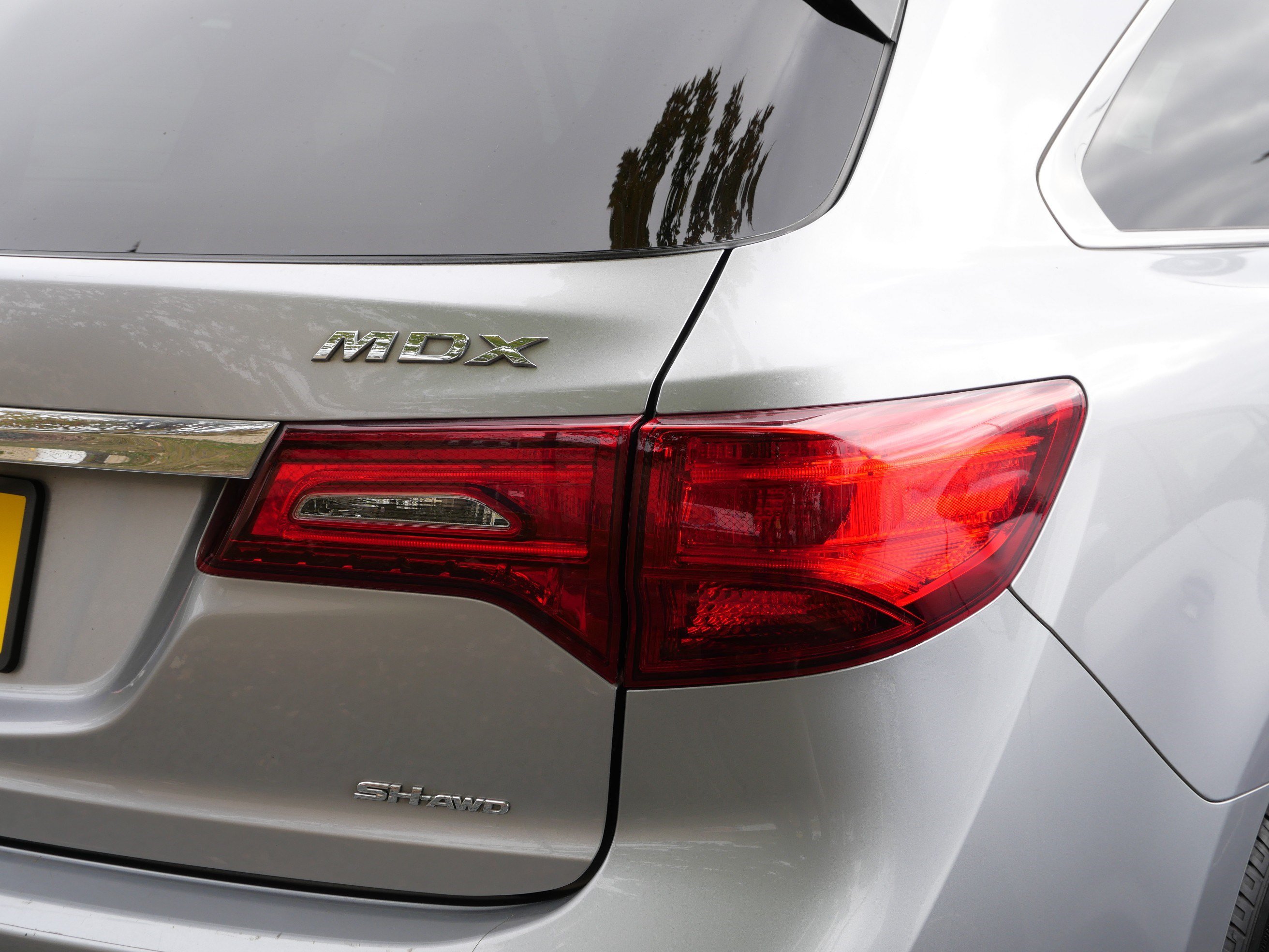 Used 2016 Acura MDX w/ Technology Package AWD/4WD image 8