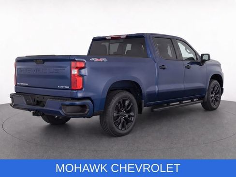 Used 2021 Chevrolet Silverado 1500 Custom AWD/4WD image 5