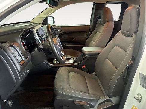 Certified 2022 GMC Canyon Elevation w/ Trailering Package image 9