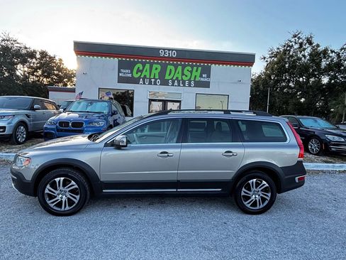 Used 2015 Volvo XC70 T5 Premier Plus image 2