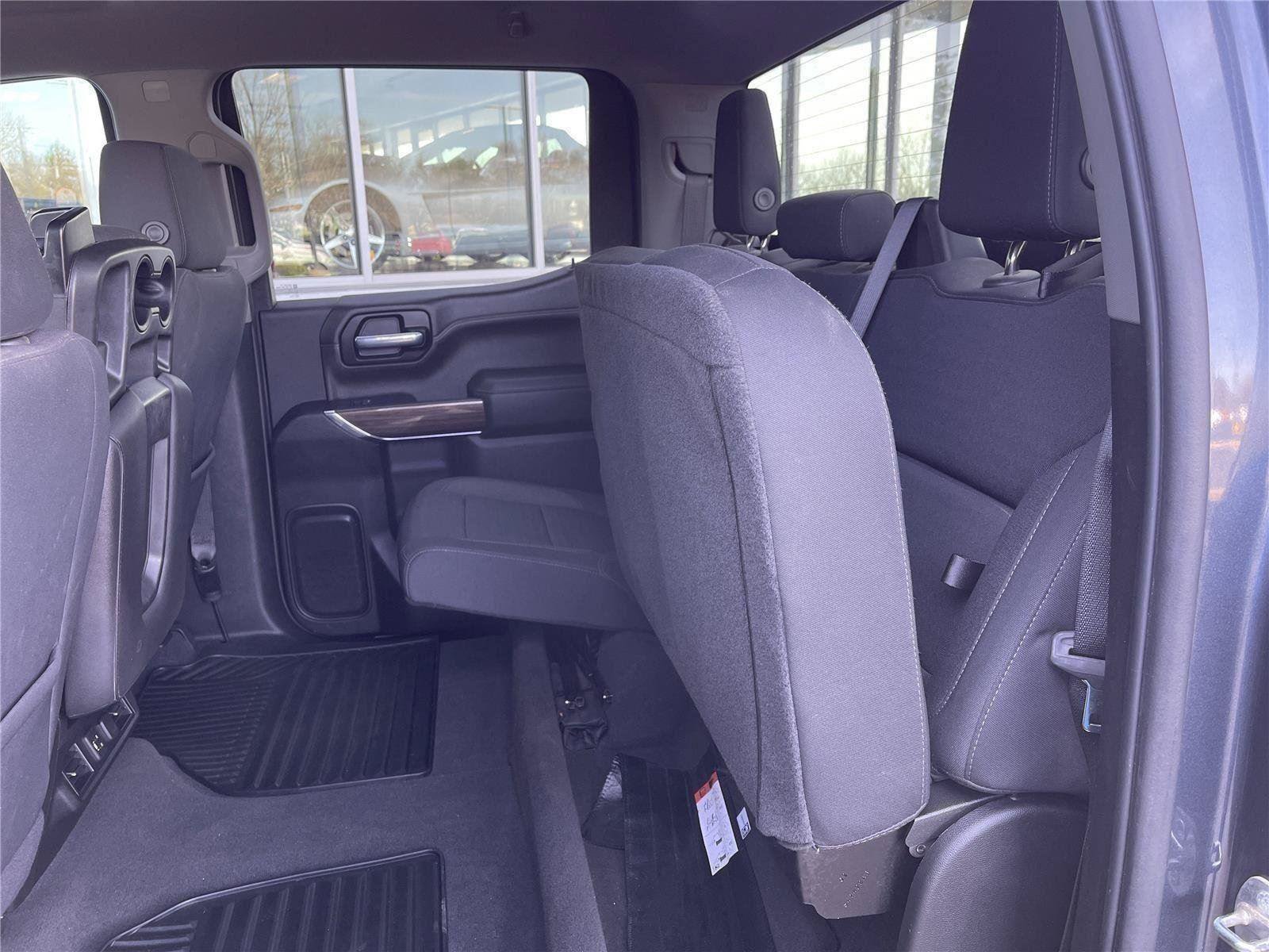 Used 2022 Chevrolet Silverado 1500 RST w/ LPO, Blackout Package AWD/4WD image 34