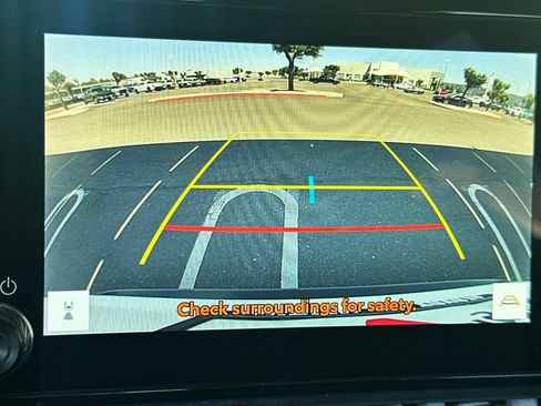 Used 2025 Toyota RAV4 LE AWD/4WD image 22