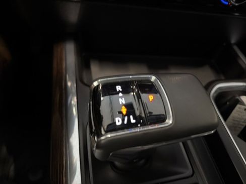 Used 2024 GMC Sierra 1500 Elevation w/ Preferred Package image 27