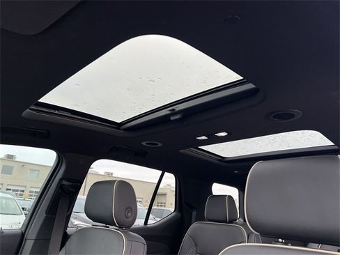 Certified 2023 Chevrolet Traverse Premier w/ LPO, Floor Liner Package image 16