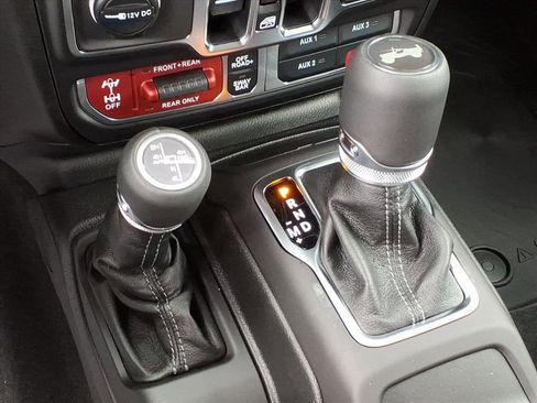 New 2026 Jeep Wrangler Unlimited Rubicon image 26