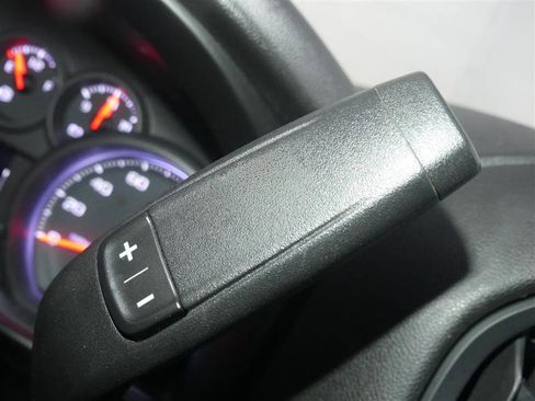 Used 2019 Chevrolet Silverado 1500 Custom Trail Boss w/ Custom Convenience Package image 34