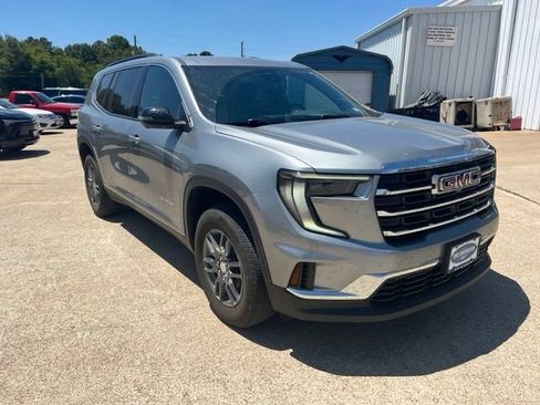 Used 2025 GMC Acadia Elevation FWD image 1