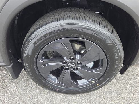 New 2026 Nissan Rogue SV image 14