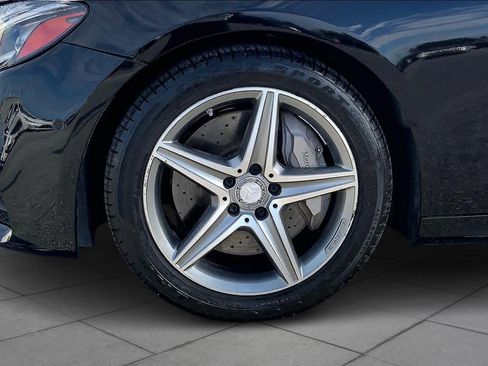 Used 2017 Mercedes-Benz E 300 image 10