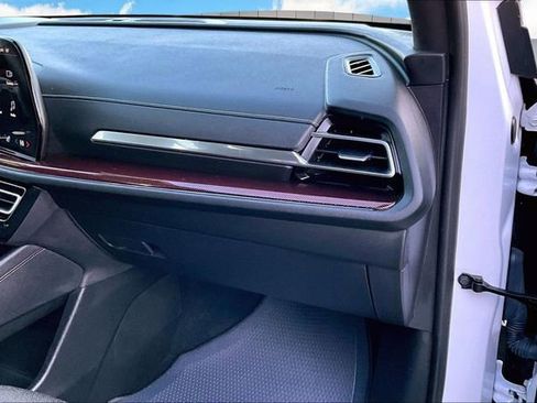 Certified 2024 Chevrolet Traverse Z71 image 16