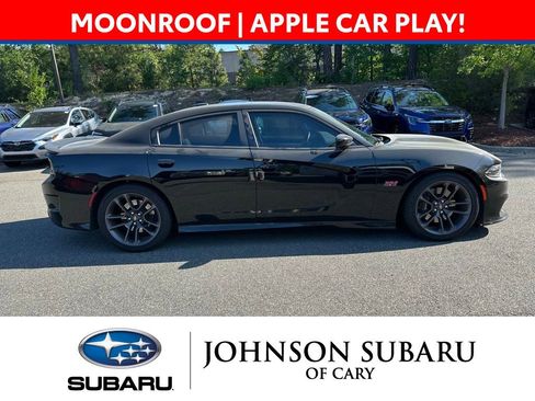 Used 2023 Dodge Charger Scat Pack w/ Navigation & Travel Group RWD image 3