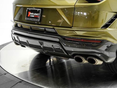 Used 2023 Lamborghini Urus Performante AWD/4WD image 62