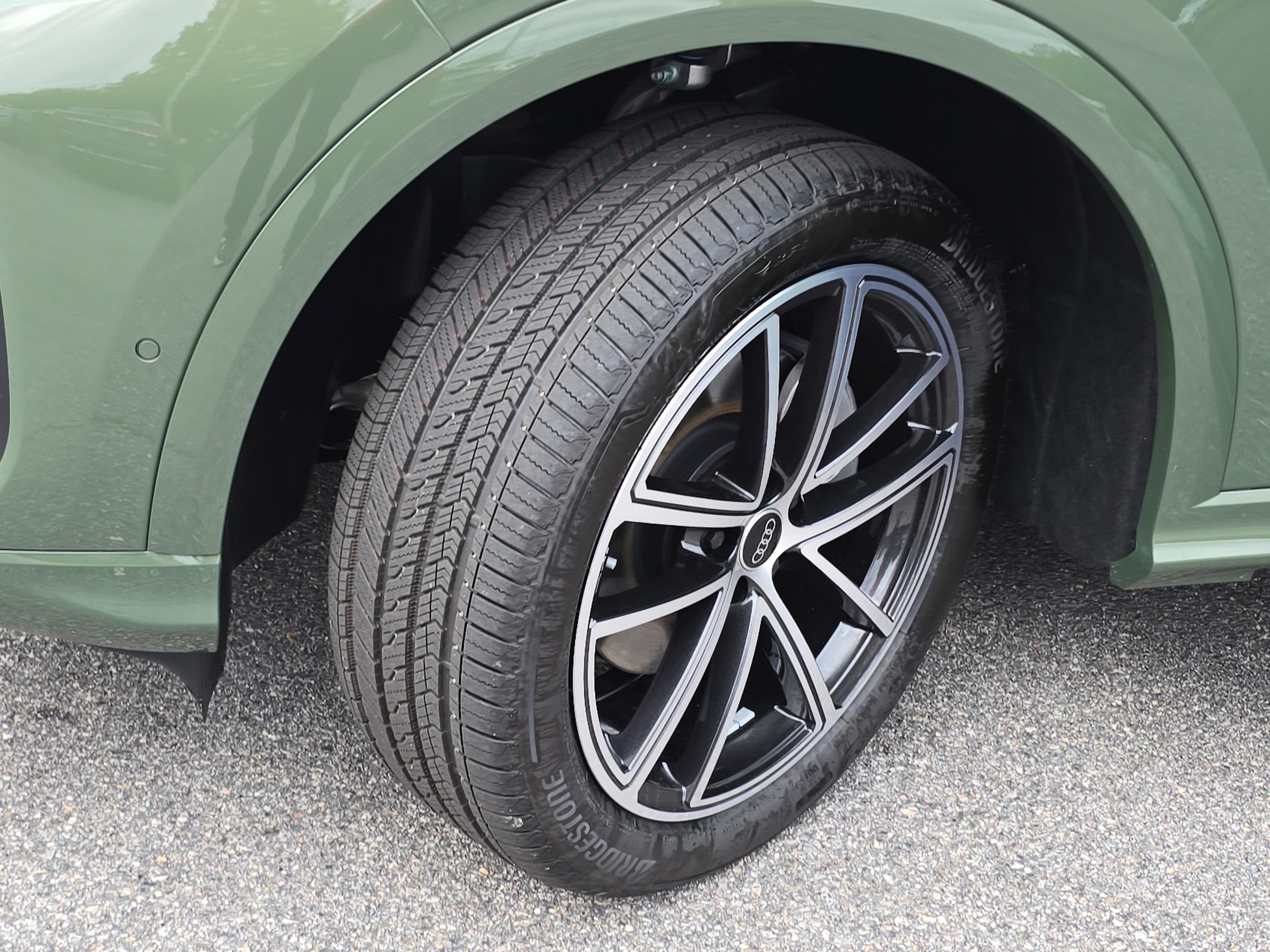 New 2026 Audi Q5 Premium Plus AWD/4WD image 32