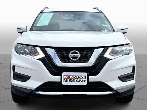 Certified 2019 Nissan Rogue SV image 4